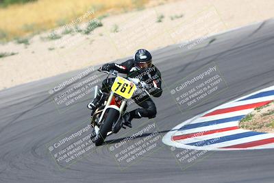 media/Apr-30-2023-CRA (Sun) [[020fcf5d43]]/Race 10-American Iron-Ruffians-Modern Vintage/